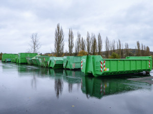 Město otevřelo kompostárnu za 25 milionů, odpad z hnědých popelnic tam ale nepůjde