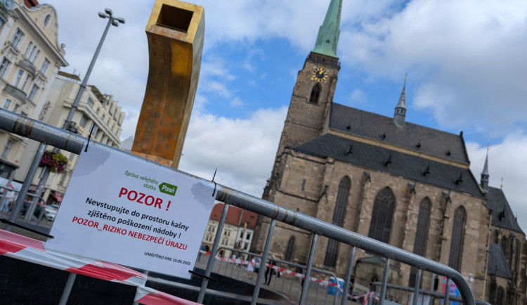 Z kašen a fontán už voda prýštit nebude, během zimní pauzy je čekají nutné opravy