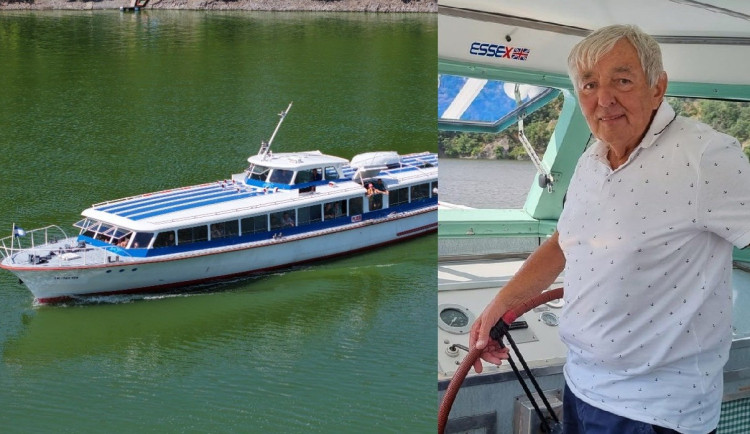 Po smrti legendárního kapitána převzal lodní dopravu na Hracholuskách nový majitel