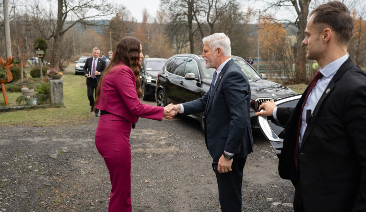 Prezident s manželkou Evou přijel na návštěvu Karlovarského kraje