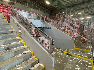 Slavia dostala rekordní pokutu 600 000 za řádění fanoušků a demolici stadionu v Plzni