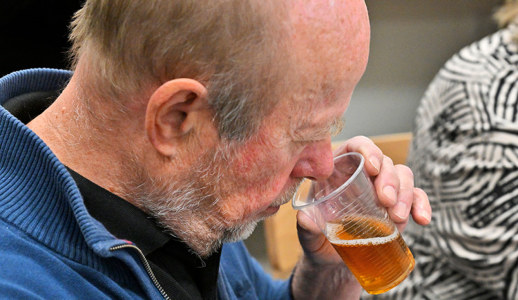 Staří strážci chuti střeží už desetiletí neměnnou kvalitu slavného plzeňského piva