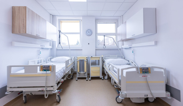 Stodská nemocnice zrekonstruovala oddělení sociální péče. Přibyla i nová lůžka