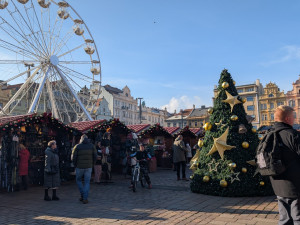 Bez peněz na trhy nelez, rodinu může taková návštěva vyjít na tisícovku