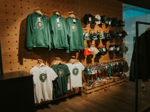 Obdarujte své blízké dárky Pilsner Urquell