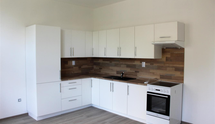 Aš opravuje domy za 72 milionů korun, vzniknou v nich byty pro chybějící profese