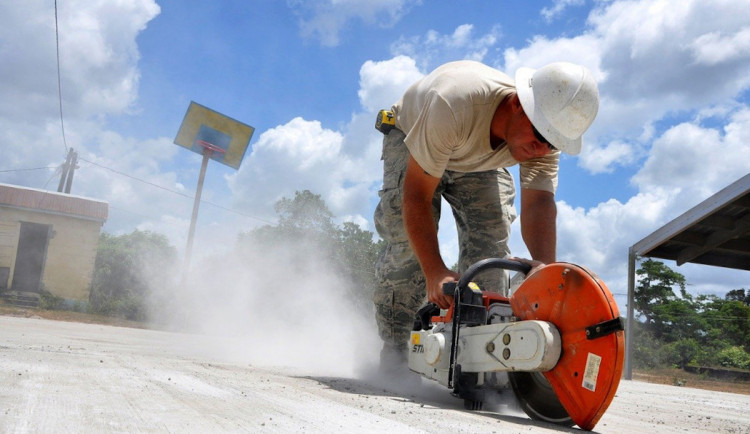 V Česku skokově přibylo pracovníků ze zahraničí. Jen v říjnu dvacet tisíc