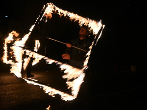 Před Čtyřlístkem opět září vánoční strom, klienti mají prosinec nabitý akcemi