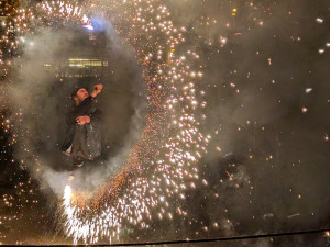 Před Čtyřlístkem opět září vánoční strom, klienti mají prosinec nabitý akcemi