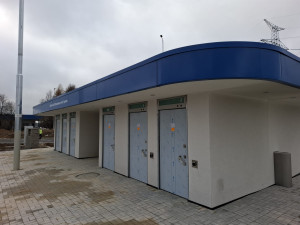 Největší dálniční parkoviště v ČR už je otevřené. Najdete ho na D5 u Rozvadova