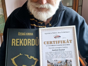 Cementový betlém chodí pravidelně obdivovat desítky lidí, dostal se i do knihy rekordů