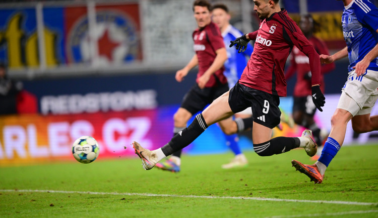 Sparta vyhrála v Olomouci 1:0, rozhodl Rrahmani v 88. minutě