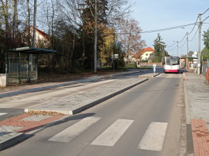 Lhota se dočkala nové kanalizace, osvětlení i zastávky MHD za 34 milionů