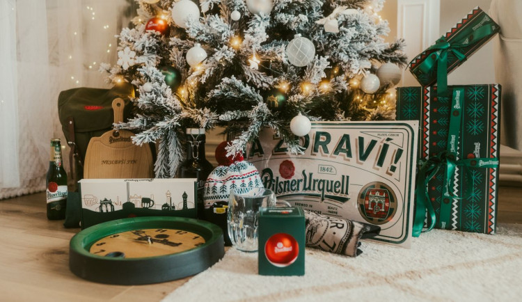 Plzeňský Prazdroj dává tipy na vánoční dárky Pilsner Urquell na poslední chvíli