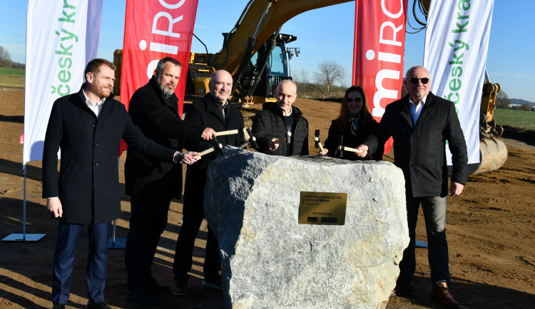 Obchvat Blatné bude hotový v roce 2028. Z města odvede velkou část dopravy