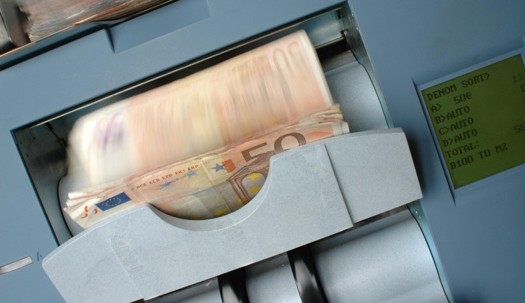 PayPal míří blíž ke klasickému bankovnictví. Chce vlastní banku pro malé podniky