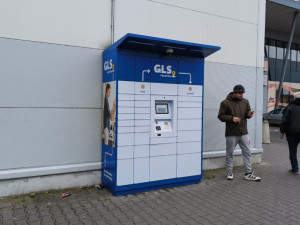 Další boxy u Kauflandu v Plzni na Borech.