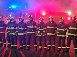 Symbolický požár na rozloučenou. Úspěšný velitel tachovských hasičů odešel do civilu