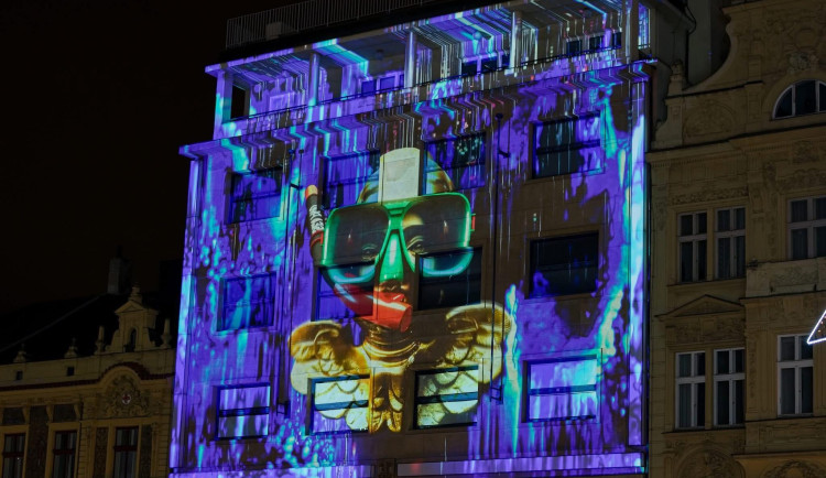 Novoroční videomapping sklízí obrovskou kritiku. Radši nic než tohle, vzkazují lidé