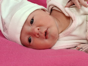 Krásná Anastazie je prvním letošním miminkem narozeným v krajských nemocnicích