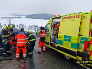Hasiči se v pátek takřka nezastavili.
