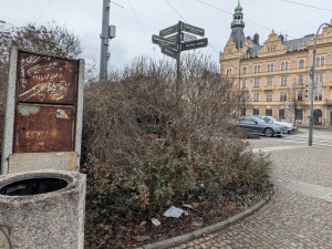 Nevzhledné prostranství se promění. Hlavně posilte hlídky strážníků, vzkazují lidé