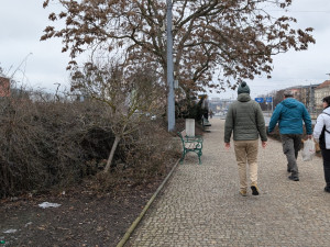 Nevzhledné prostranství se promění. Hlavně posilte hlídky strážníků, vzkazují lidé