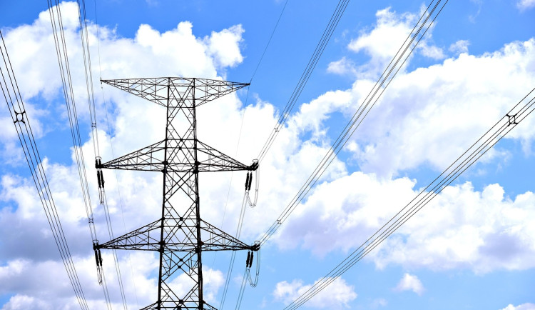 Miliardy do sítí: ČEZ Distribuce masivně investuje do obnovy a digitalizace