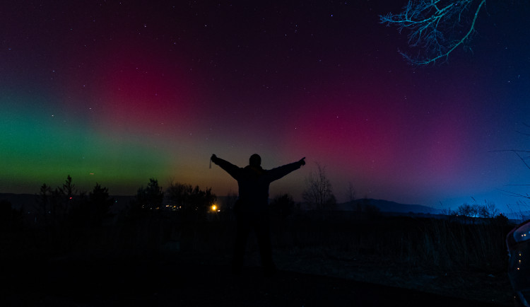 Takto zachytil polární záři Jíří Štěpina na Rokycansku