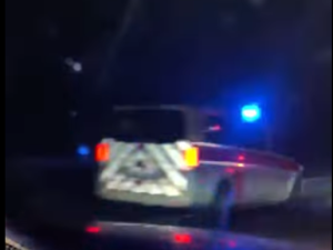 Šlo o minuty. Policie eskortovala po D5 německou sanitku jedoucí pro srdce do Prahy