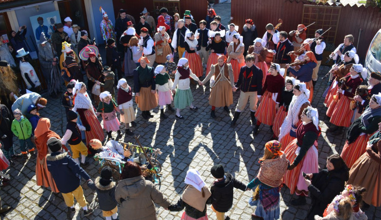 Jedinečný klenot lidové architektury ožije masopustní veselicí, loni trhli rekord