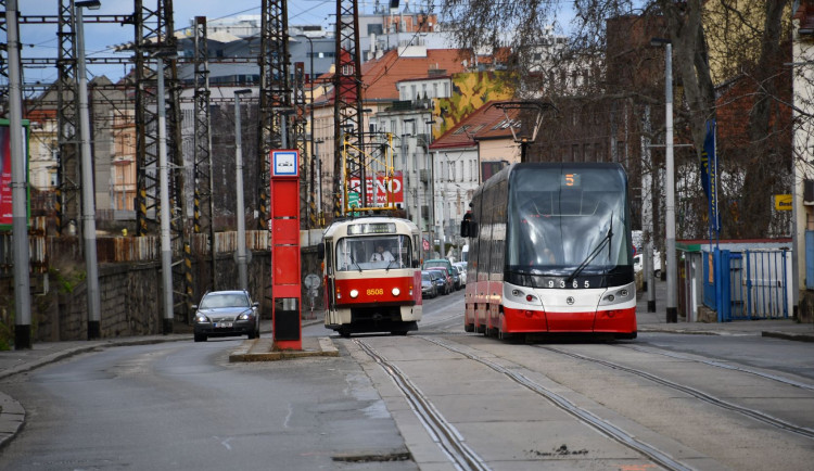 Ze Smíchova do Slivence nepojedou týden tramvaje