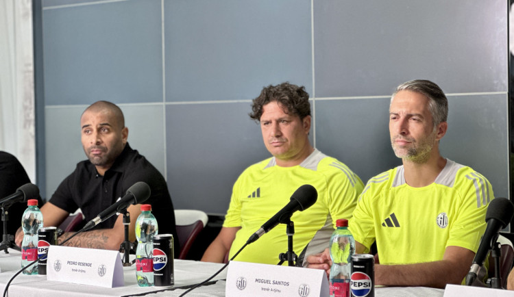 Asistent trenéra Santos končí v Dynamu a míří k ženskému týmu do Číny