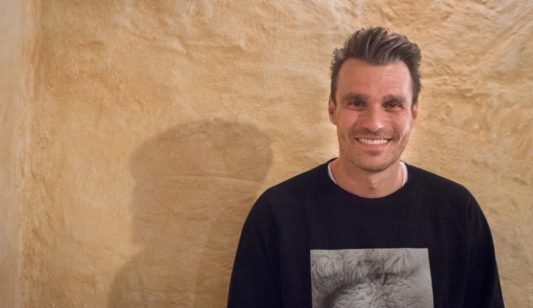 Do sbírky pro nemocnou moderátorku se zapojil i Leoš Mareš. Rodině poslal přes milion