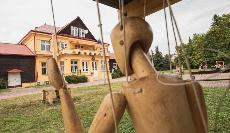 Divadlo Drak představí premiéru příběhu Krabat, kde láska poráží temnotu