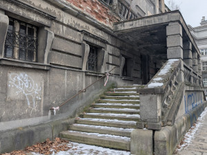 Možná škoda až osm milionů korun, kolem rekonstrukce lázní bylo opět dusno