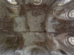 Zdevastovaná barokní kaple ožívá, památkáři tam chtějí spojit historii s modením uměním