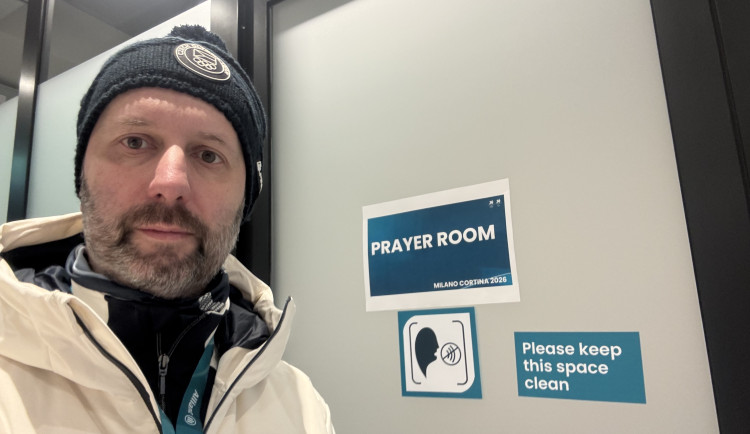 Kněz z Česka žehná olympionikům v Itálii. Sdílím jejich radosti i bolesti, říká