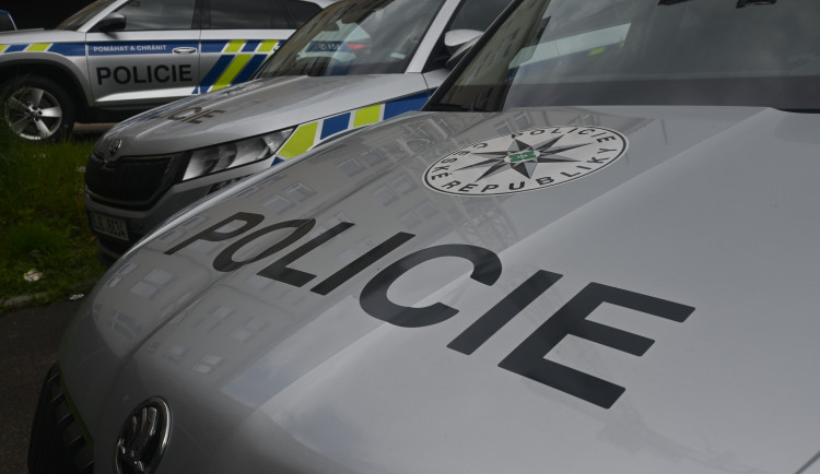 U Třeště došlo k vážnému incidentu. Policie napadení vyšetřuje, pochybení odmítá