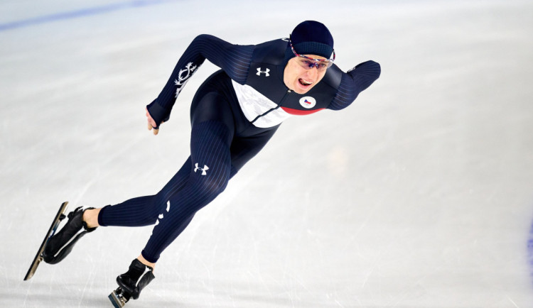 Olympijské zlato pro Jílka. Devatenáctiletý rychlobruslař vyhrál závod na 10 km