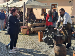 Vyhlášení nožíři z Česka i ze zahraničí předvedou své umění na populární přehlídce