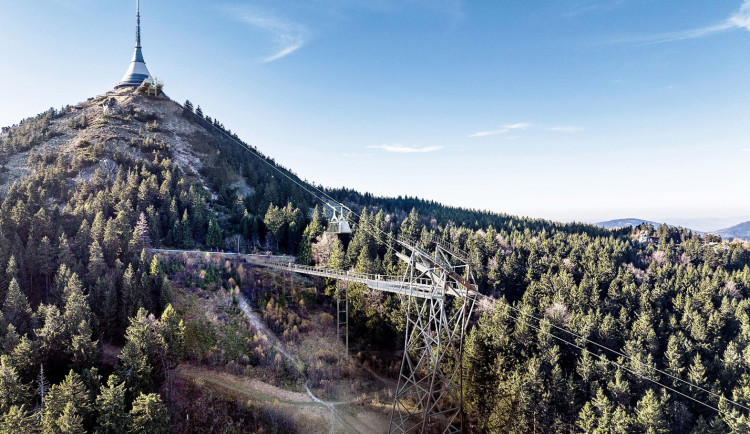 Část opozice v Liberci má výhrady k mezistanici plánované lanovky na Ještěd