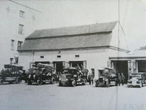 Nejstarší hasičská stanice v ČR stojí v Plzni, místní profi hasiči slaví už 134. výročí