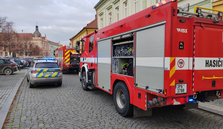 Neuvěřitelná bezohlednost. Lidé udávají hasiče za to, že cestou k zásahu houkají