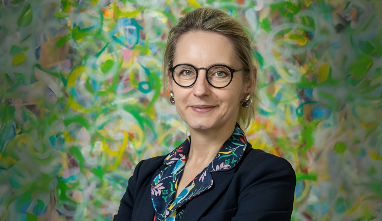 Někteří by ženy raději viděli u plotny, říká Monika Ladmanová