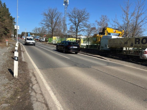 Řidiče čeká další nepříjemné omezení, kraj s městem opraví silnici na okraji Plzně