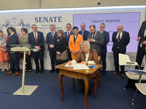 V Senátu odstartoval jubilejní ročník soutěže Vesnice roku