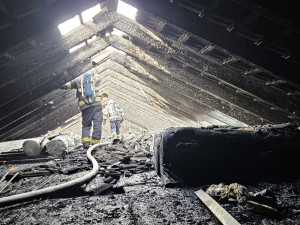 Kvůli svému zlozvyku podpálil ubytovnu, teď čelí podezření z obecného ohrožení