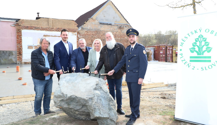 Rekonstrukce hasičské zbrojnice v Hradišti začala. Vyjde na 17 milionů