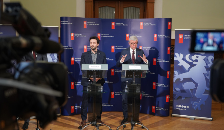 Mercedes-Benz postaví v Chebu závod